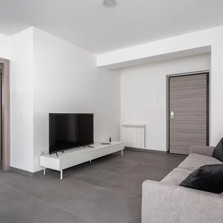 Design D'orlando - 2-bedrooms With Terrace *