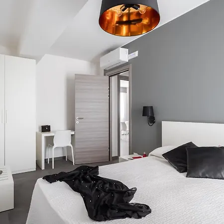 Design D'orlando - 2-bedrooms With Terrace Capo dʼOrlando