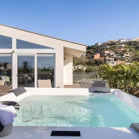 Design D'orlando - 2-bedrooms With Terrace Capo dʼOrlando