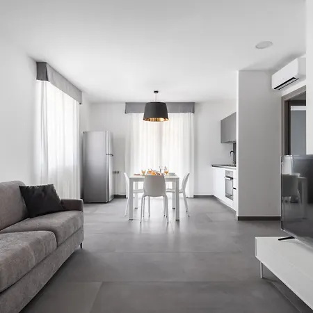 Design D'orlando - 2-bedrooms With Terrace Apartament Capo dʼOrlando