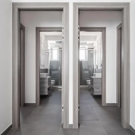 Design D'orlando - 2-bedrooms With Terrace Apartament *