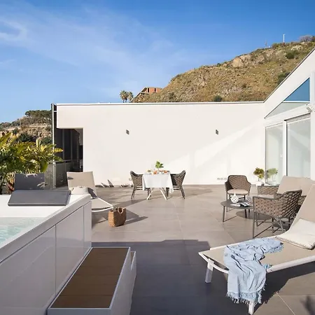 Apartment Design D'orlando - 2-bedrooms With Terrace