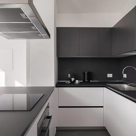 Design D'orlando - 2-bedrooms With Terrace Apartament Capo dʼOrlando